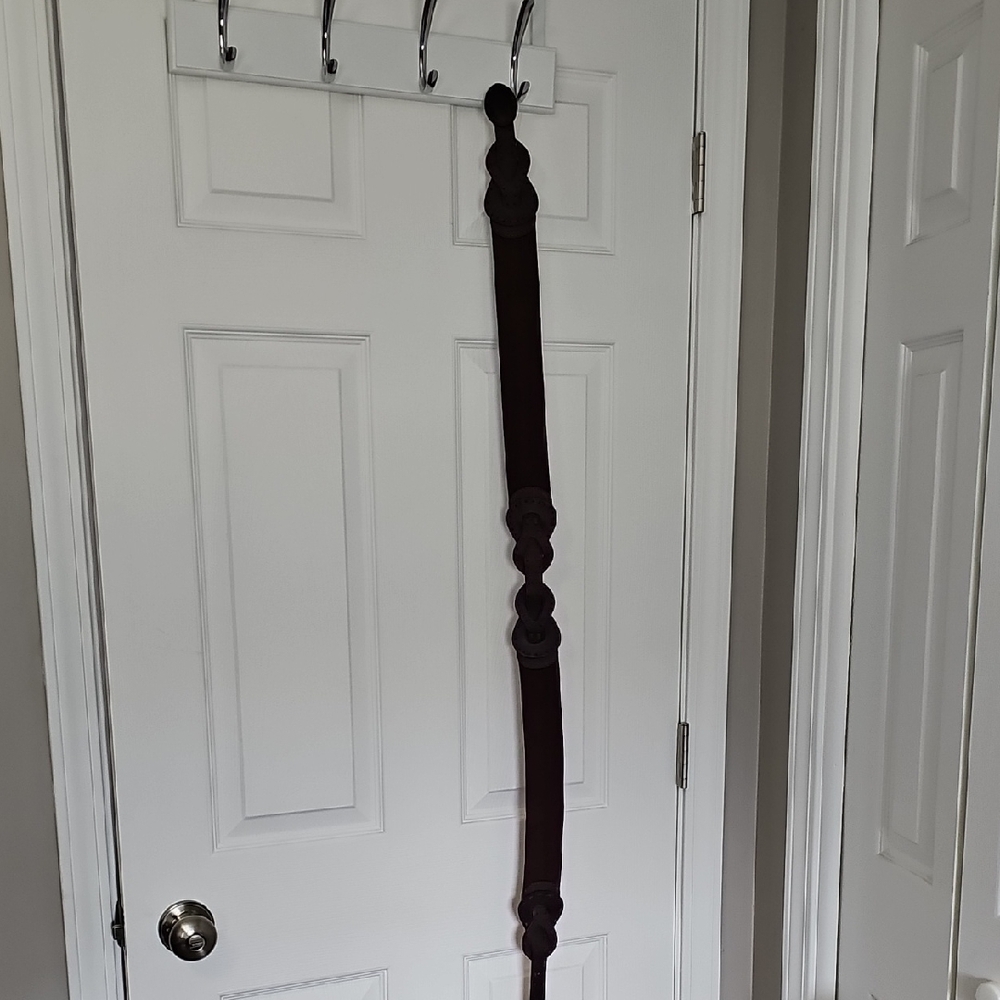 Elegant Brown Leather And Elastic Belt. L.